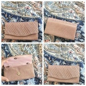 💝2/$30 NWOT Pink Sparkling Glitter Crossbody Clutch Purse w/ Silver Chain